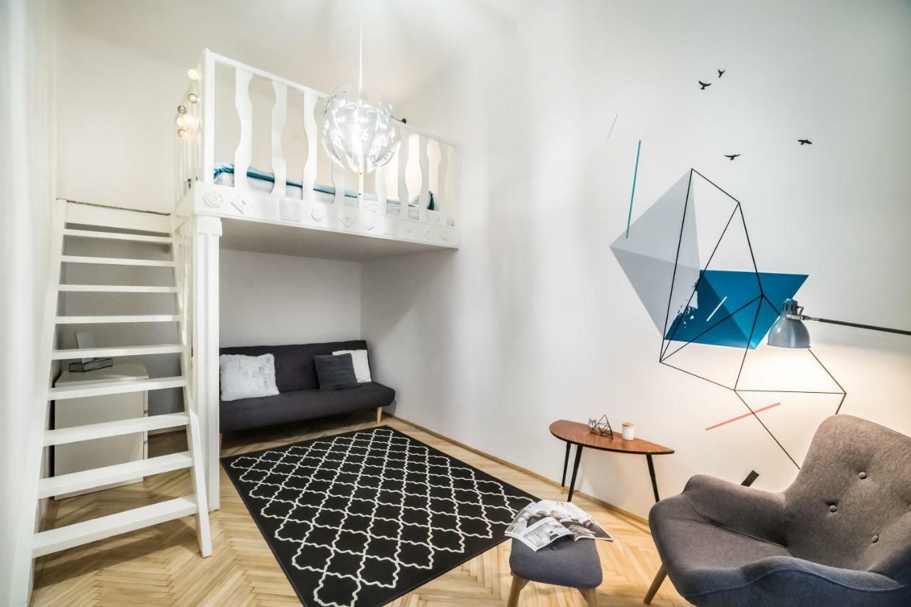 Bpr Colorlib Art Apartment Budapest Exterior photo